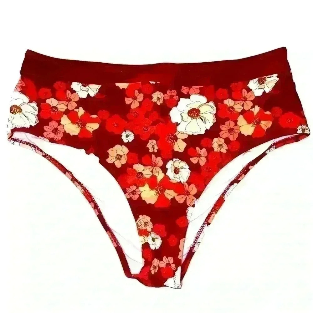 NWT size 1X‎ Cupshe floral bikini swim bottoms. Burgundy, white, peach & red .